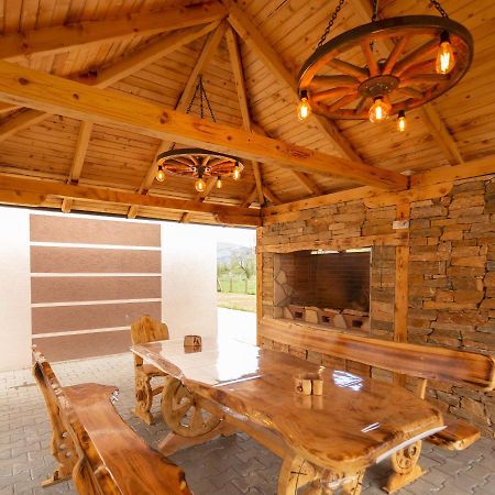 Vila Oaza Mira Draganici Raška Exterior foto