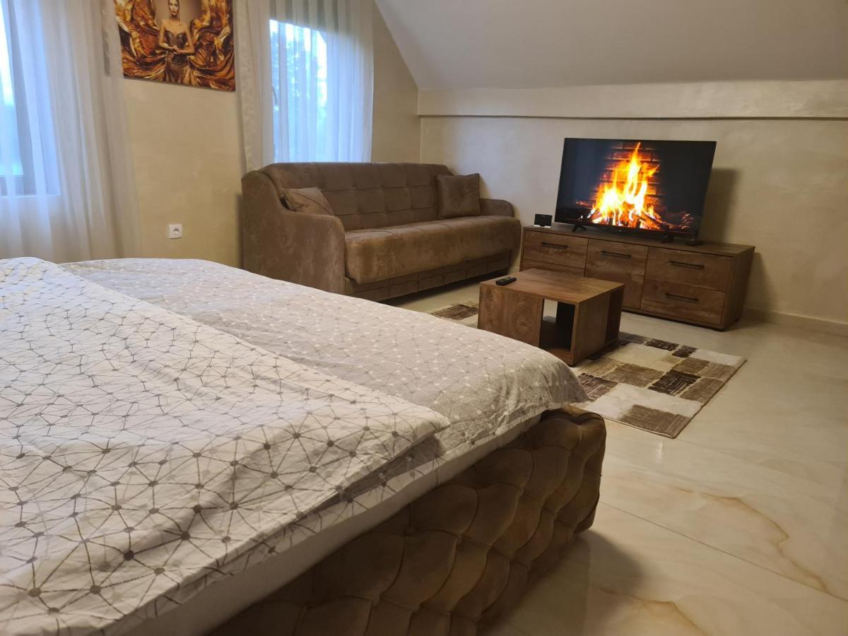 Vila Oaza Mira Draganici Raška Exterior foto